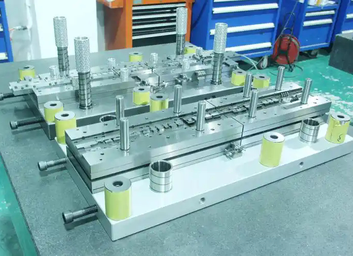 �����ѹģ����ƹ�˾